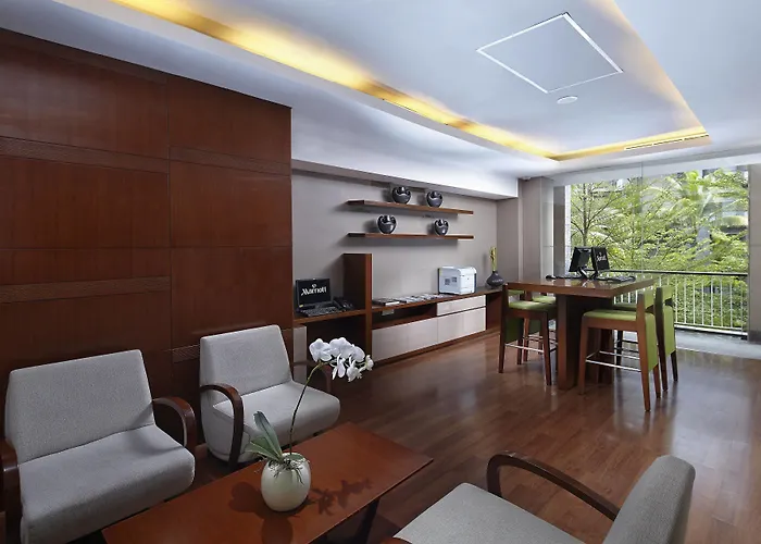 Courtyard By Marriott Bali 5*